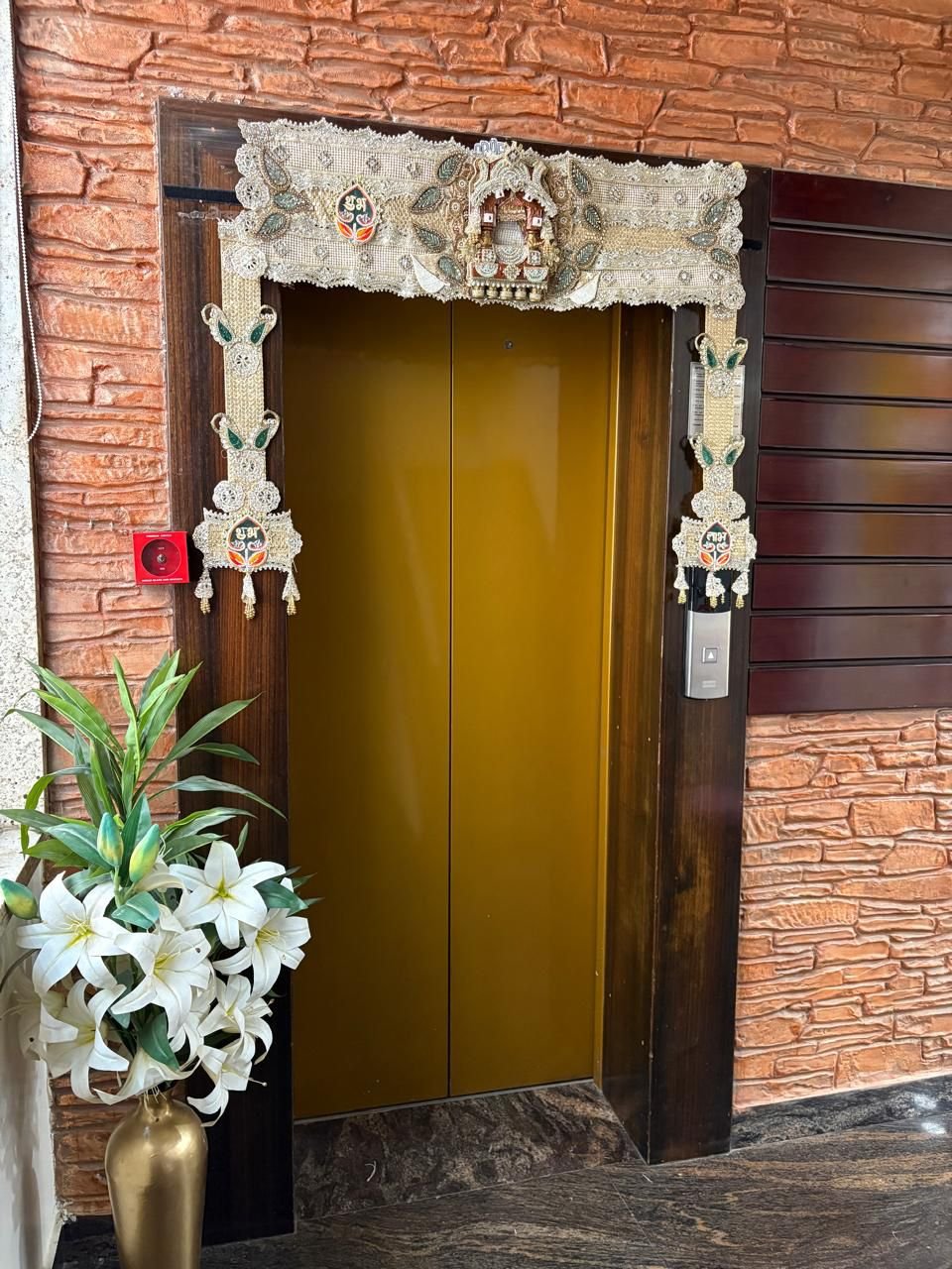 Krishna Toran - 40" - Image 2