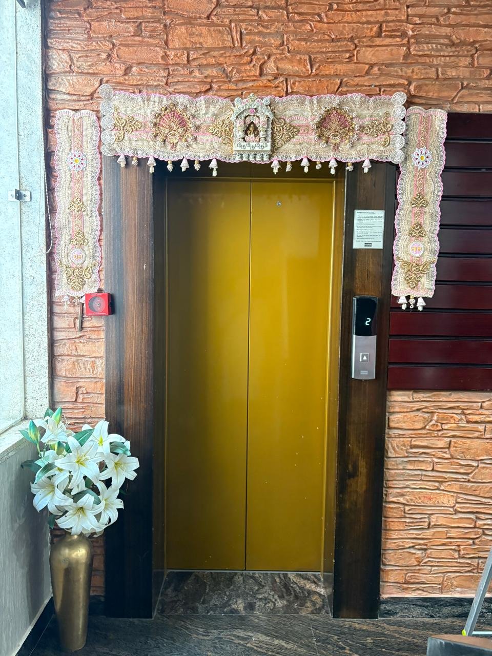 Ganesh ji toran With side hanging 40" - Image 5