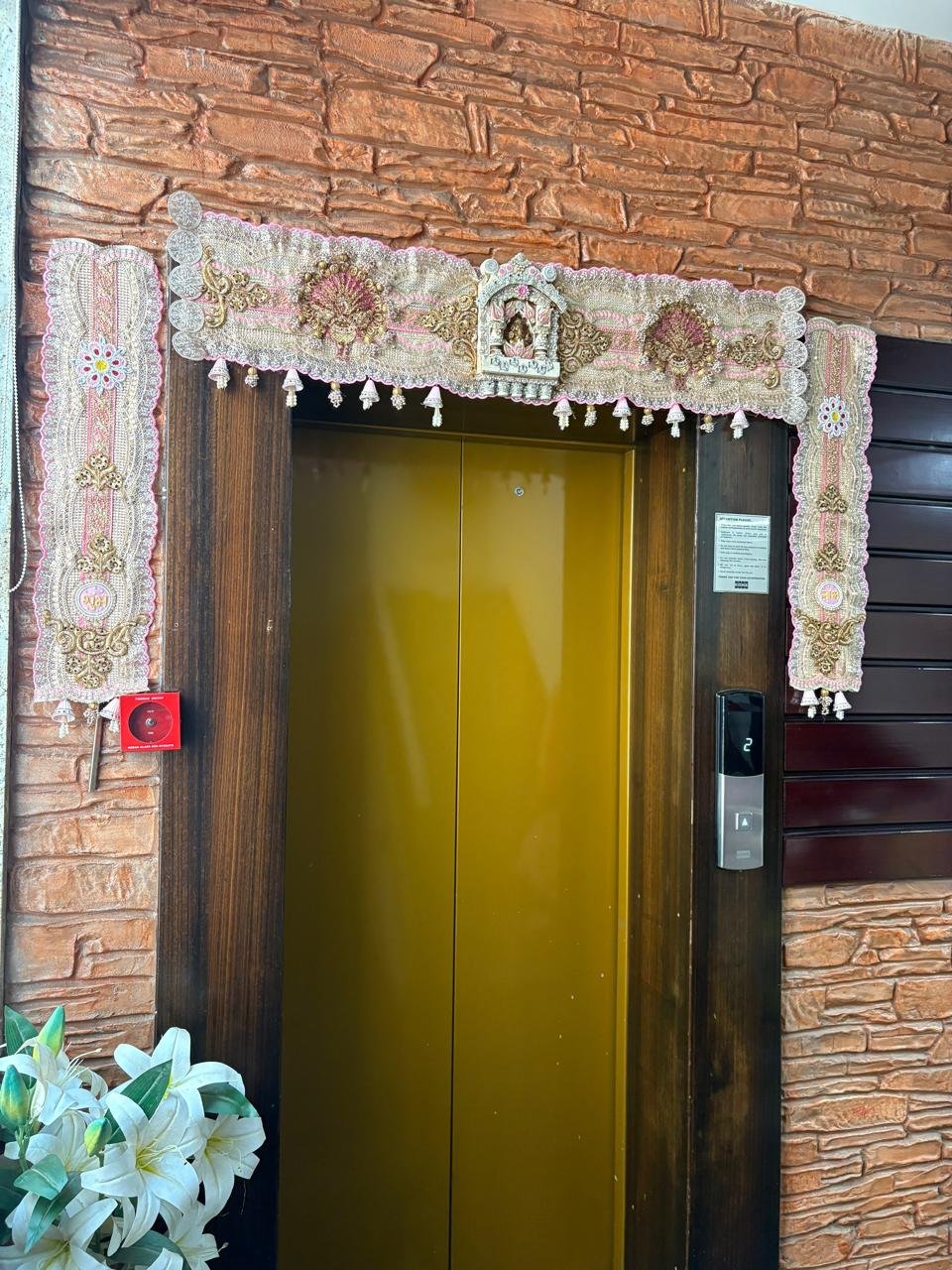 Ganesh ji toran With side hanging 40"