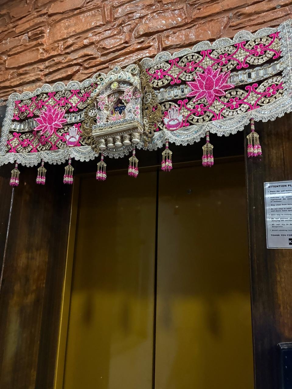 Pink theme shree ji toran 40’’ - Image 2